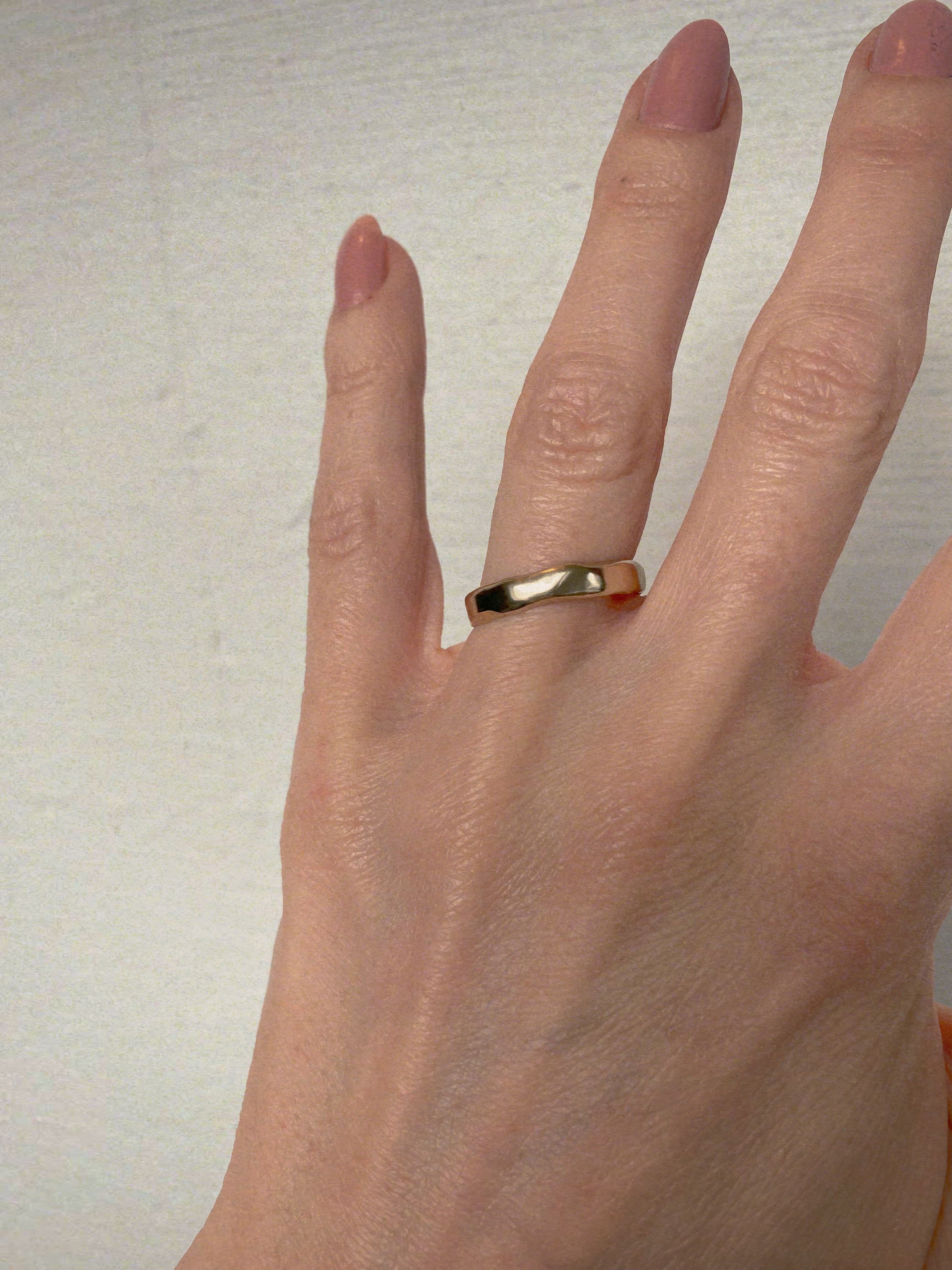 organic wedding band men