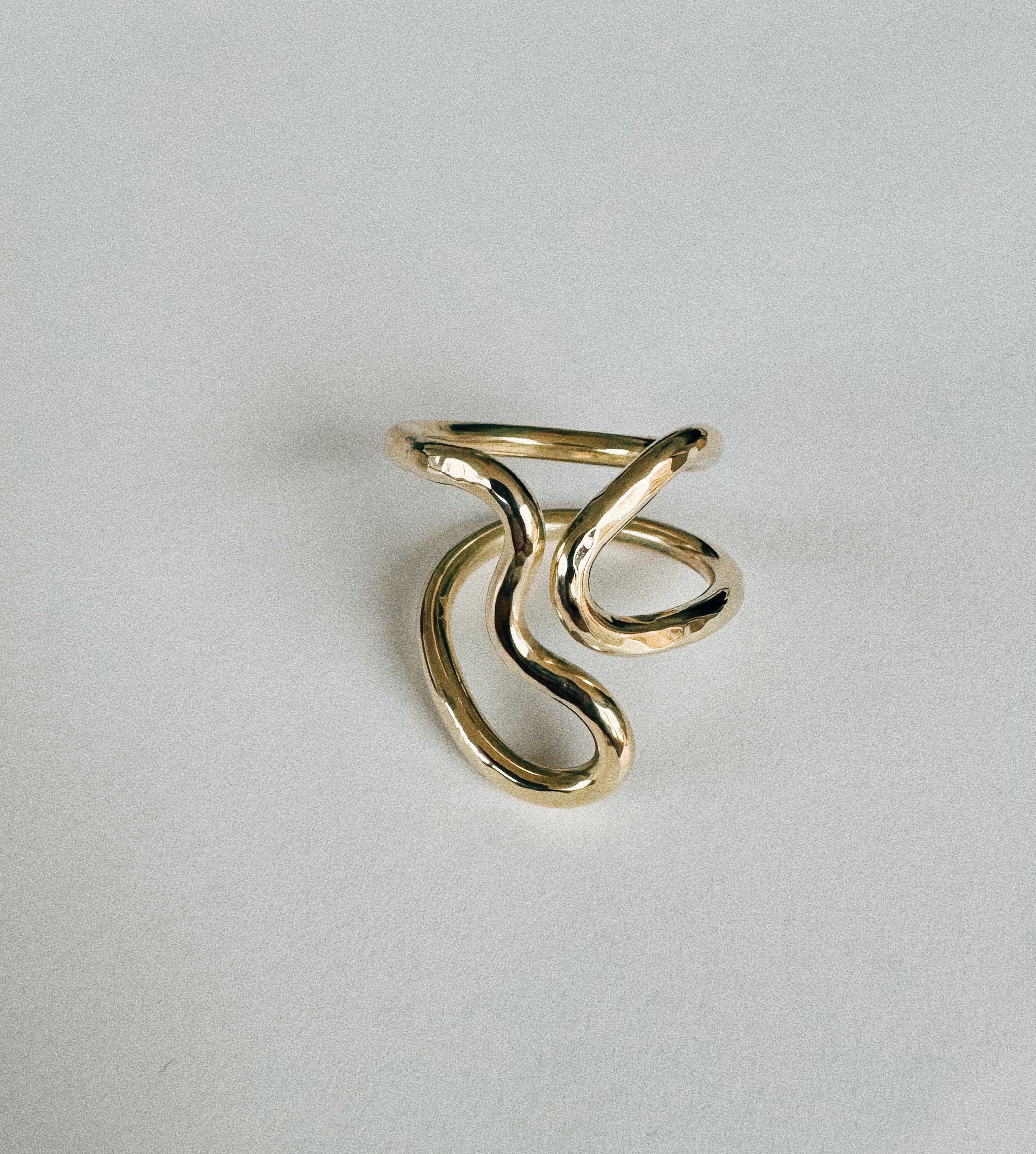 Organic statement ring 18 karat gold
