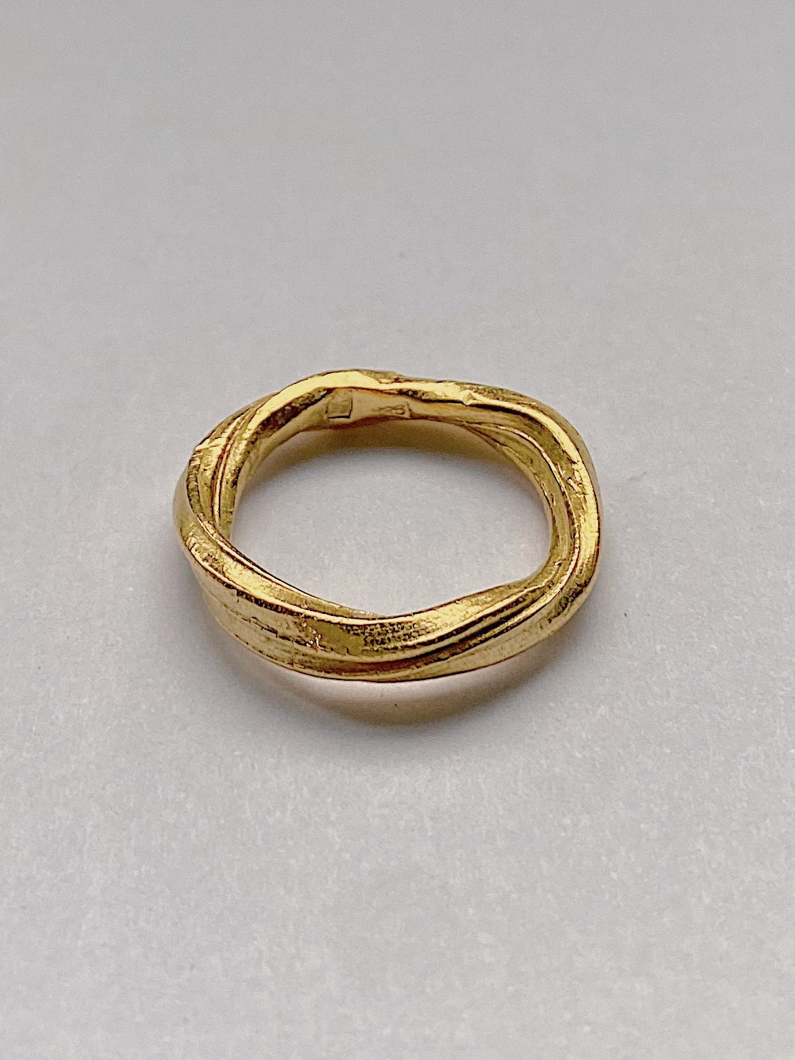twisted band organic wedding ring 18 karat gold