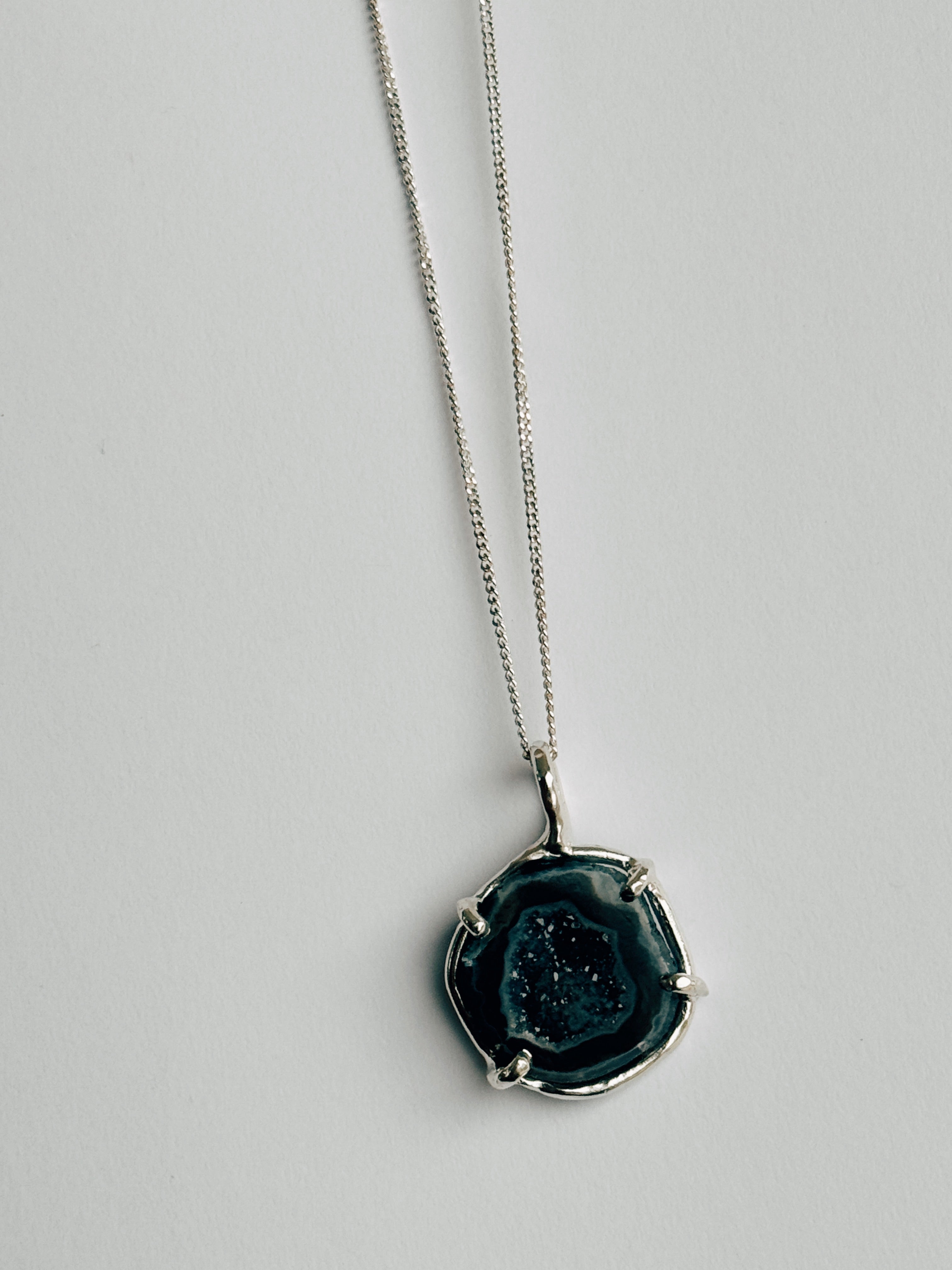 Necklace ‘Agate VI’ black/blue/grey