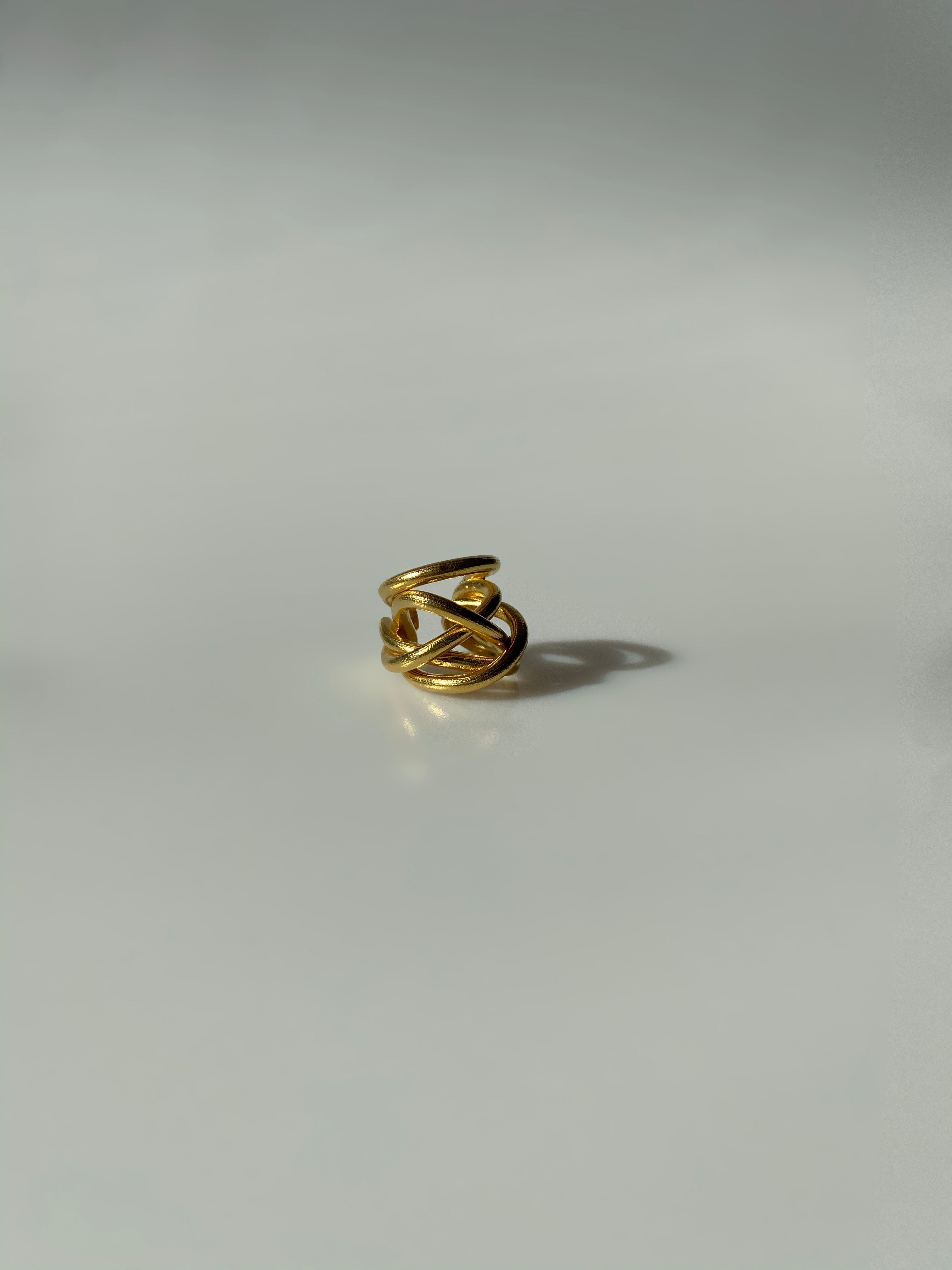 Ear cuff ‘Wired’