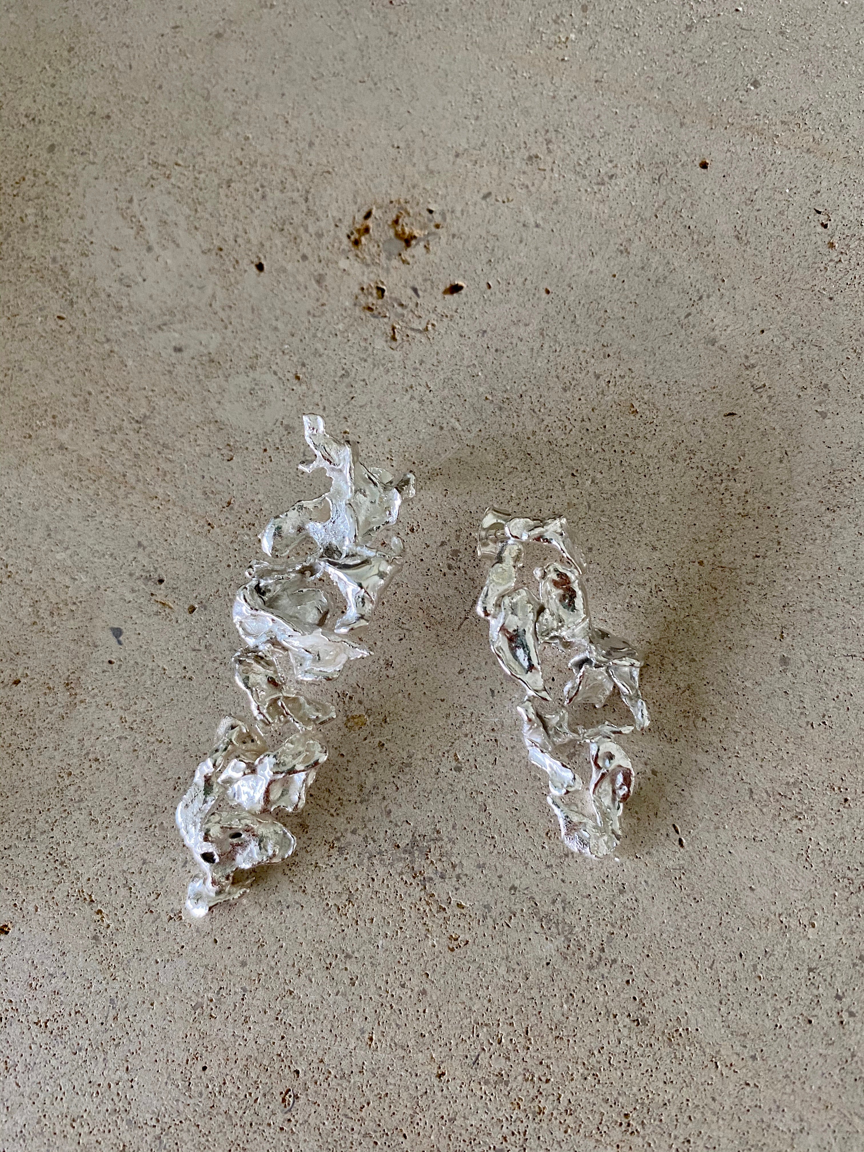 Earrings ‘River’ silver