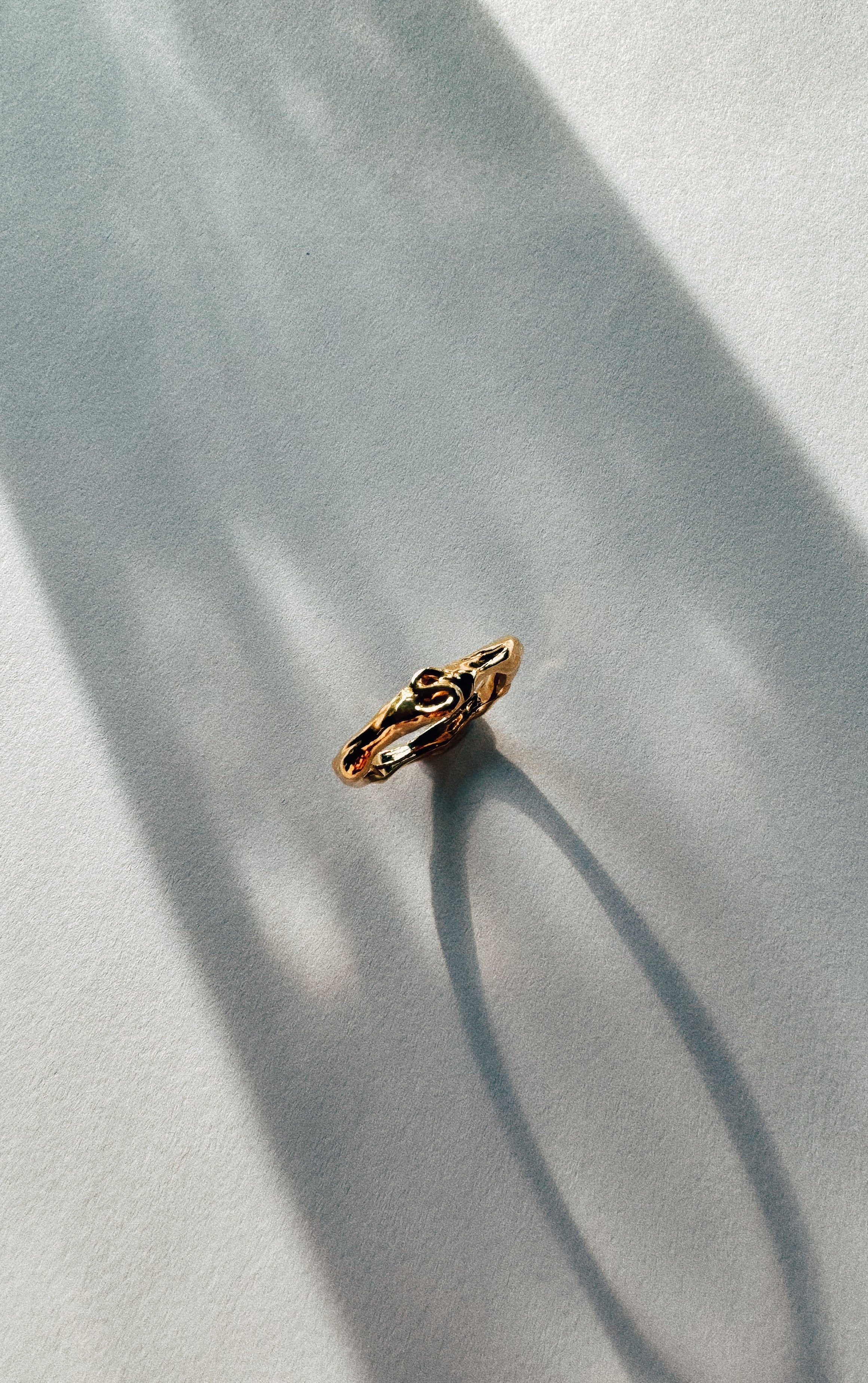 Ring ‘Initial’ 18 karat gold