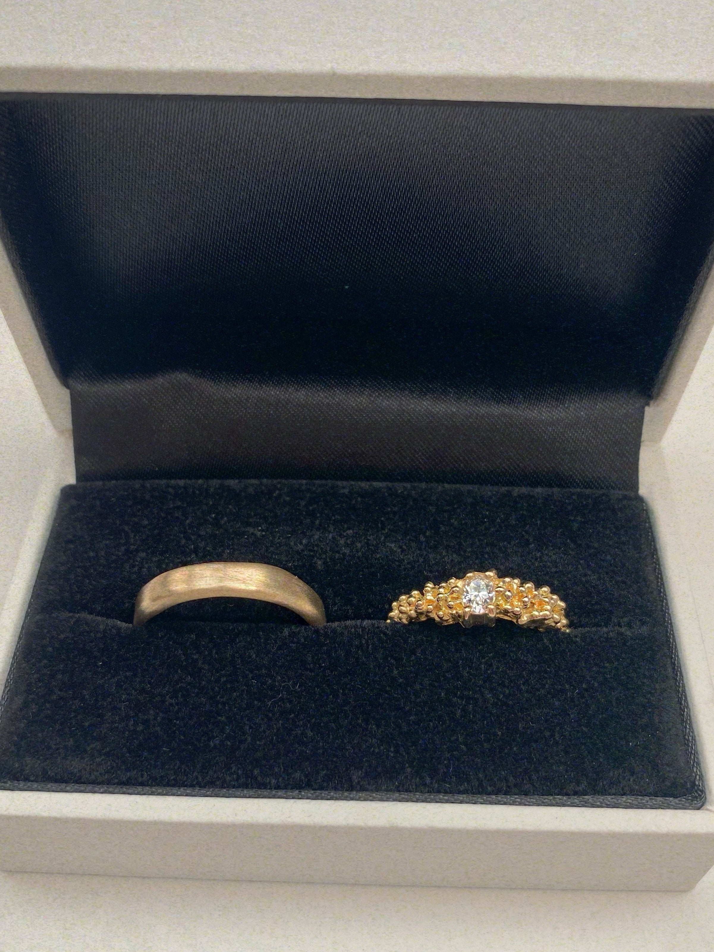organic wedding rings set diamond