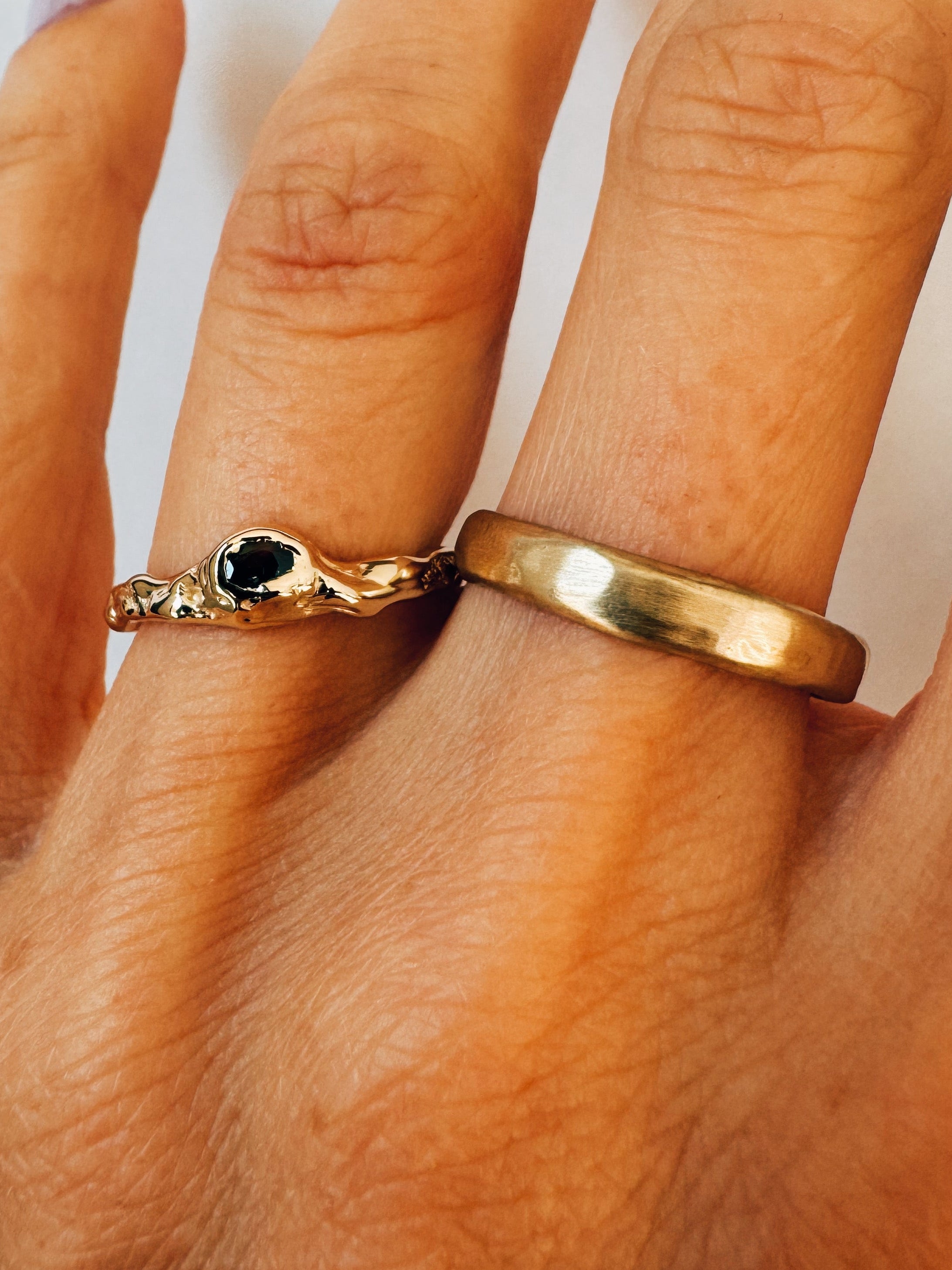wedding rings 18 karat gold brush organic