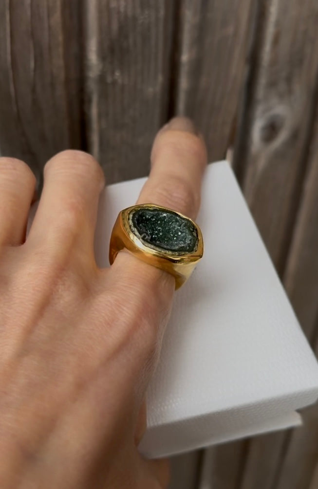 Ring ‘Agate VI’