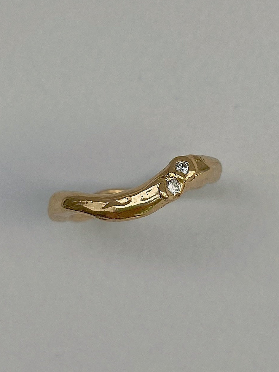 organic wavy wedding ring engagement ring set with diamonds