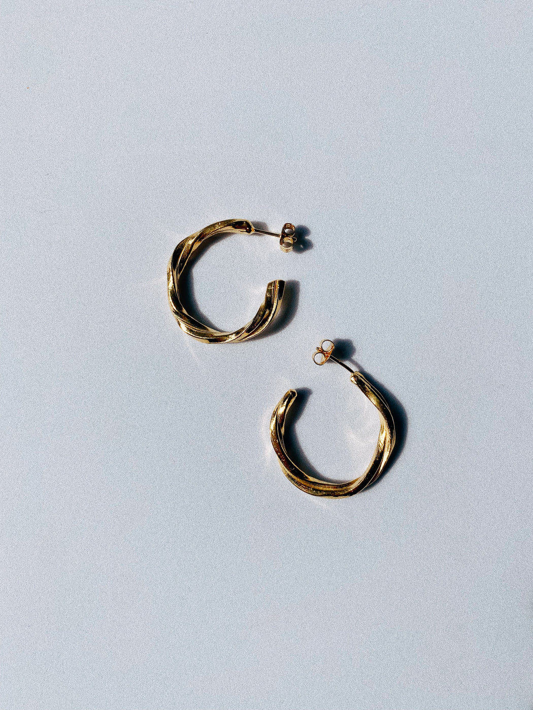 Earrings ‘Hoops medium’
