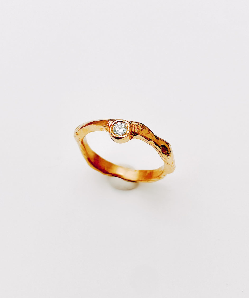 Ring 18k gold with diamond I